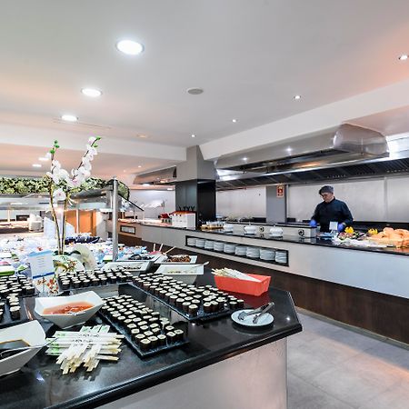 Cabogata Beach Hotel Retamar  Dış mekan fotoğraf Buffet at a hotel