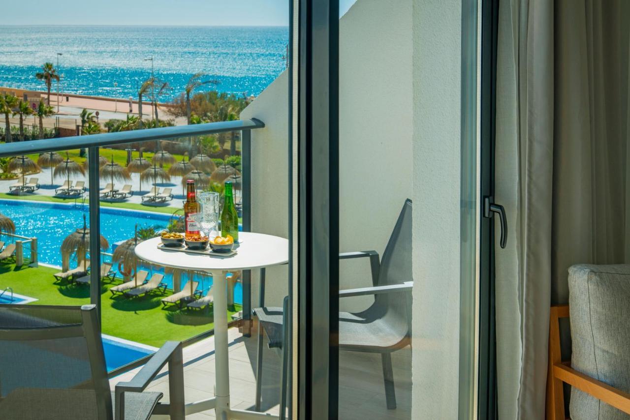 Cabogata Beach Hotel Retamar  Dış mekan fotoğraf A balcony